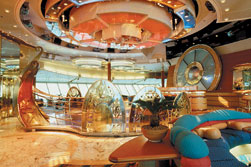 Die Viking Crown Bar auf der Royal Caribbean Splendour of the Seas